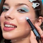 رژگونه براق Power-Noia از کلکسیون Powerpuff Girls - مدل Everything Nice شیگلم SHEGLAM - Image 3