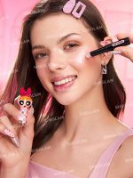 رژگونه براق Power-Noia از کلکسیون Powerpuff Girls - مدل Sugar شیگلم SHEGLAM - Image 3