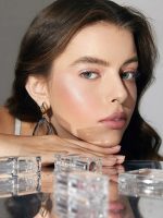 هایلایتر COSMIC CRYSTAL MOUSSE رنگ  PINKY PROMISEشیگلم SHEGLAM - Image 2