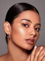 هایلایتر MOONSIDE رنگ CELESTIAL GAZE شیگلم SHEGLAM - Image 3