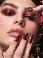 ژل گلیتر Crystal Flutter  کالکشن Crimson Butterfly رنگ Cocoon شیگلم SHEGLAM - Image 2