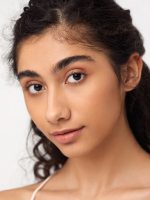 کانسیلر MULTI-FIX CONCEALER AND COLOR CORRECTOR -DULCE DE LECHE شیگلم SHEGLAM - Image 6