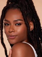 کرم پودر آبرسان SKINFINITE HYDRATING رنگ CAMEL  شیگلم SHEGLAM - Image 4