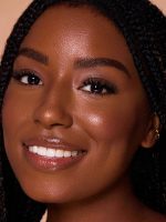 کرم پودر آبرسان SKINFINITE HYDRATING رنگ  TRUFFLE شیگلم SHEGLAM - Image 4