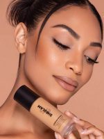 کرم پودر مخصوص پوست  رنگ  GOLDEN شیگلم SHEGLAM COMPLEXION PRO با پوشش مات و ماندگاری طولانی‌ - Image 4