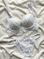 ست لباس زیر هاله دانلا