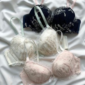 سوتین زنانه اسفنجی ماهتاب دانلا