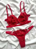 ست لباس زیر فانتزی نگین آتشین دانلا