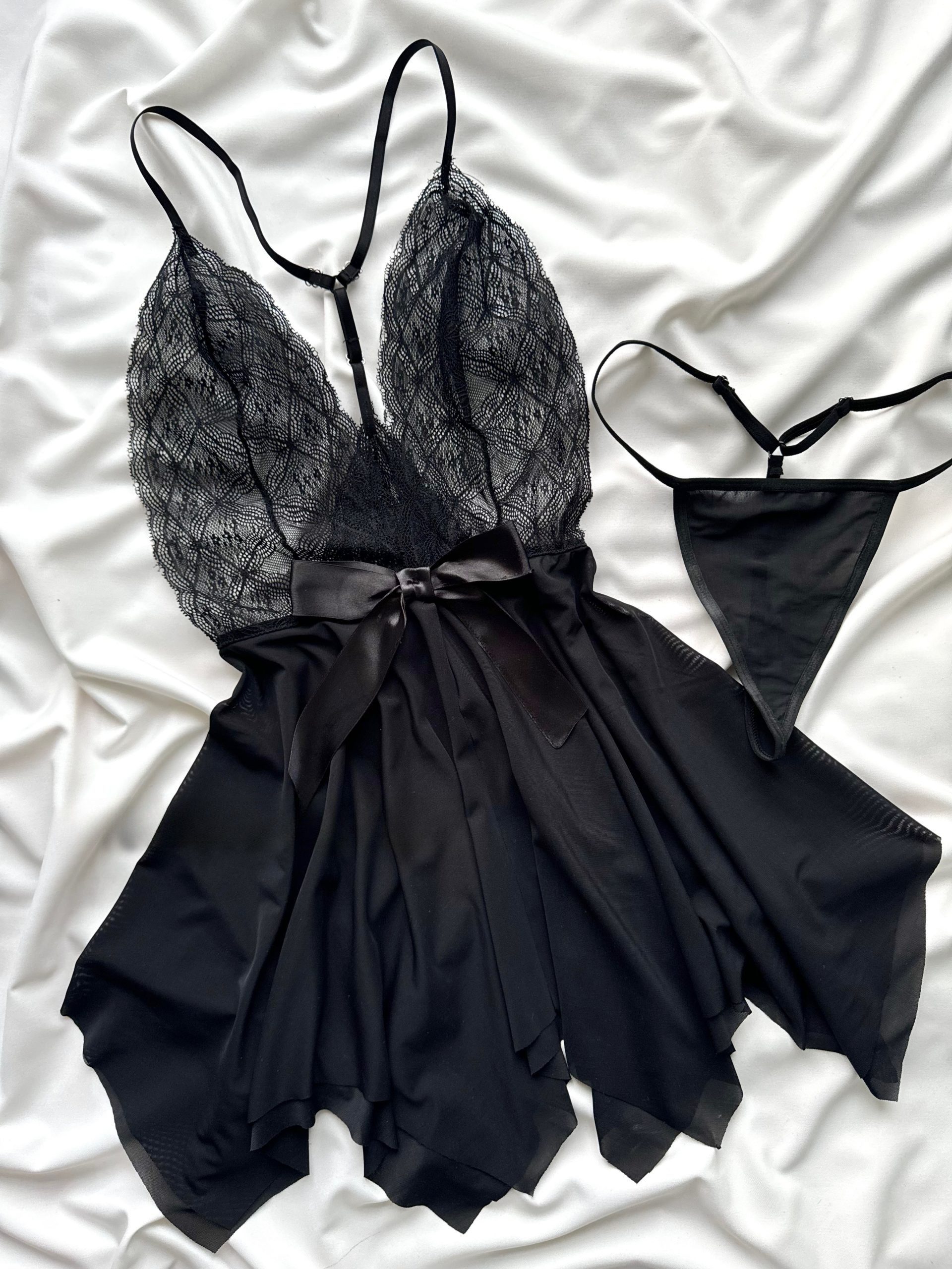 32F175CE-E6D9-4FE4-8BAD-7037558BCBDA-scaled ست لباس خواب عروسکی پشت طرح دار دانلا - Image 1