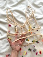 ست لباس خواب شیشه ای گل دار دانلا - Image 3