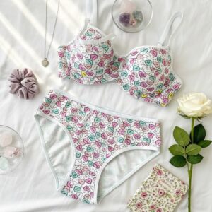 ست شورت و سوتین کاپدار نخی دانلا