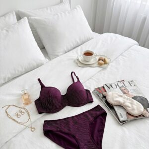 ست شورت و سوتین کاپدار نخی فنردار دانلا