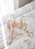 ست شورت و سوتین توری گیپوری فنردار دانلا