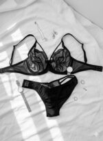 ست شورت و سوتین توری گیپوری فنردار و هارنس دار