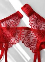 ست شورت و سوتین سه تیکه گیپوری قرمز دانلا - Image 3