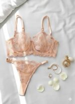 ست شورت و سوتین توری گیپوری فنردار گلبهی دانلا