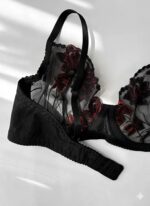 ست شورت و سوتین گیپوری فنردار مشکی قرمز دانلا کاپ سی - Image 4