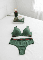 ست شورت و سوتین کاپدار کم لایه فنردار