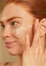 کرم روز تسکین دهنده آلوئه ورا بادی شاپ The Body Shop - Image 3