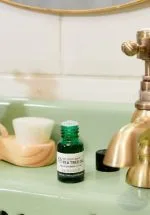 روغن پاک کننده درخت چای بادی شاپ The Body Shop - Image 2