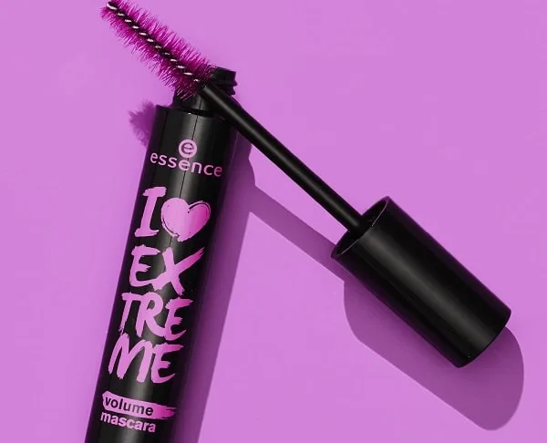 ریمل چشم حجم دهنده آی لاو اکستریم برس ضخیم اسنس