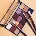 پالت سایه چشم Reloaded Velvet Rose رولوشن Revolution - Image 4