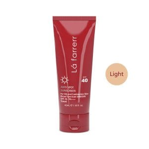 کرم ضد آفتاب ضد لک لایت پوست چرب و مختلط SPF 40 لافارر Lafarrerr