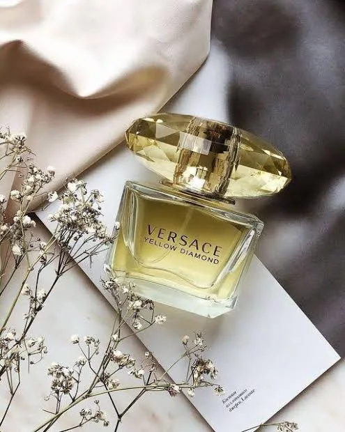 ادکلن ورساچه یلو دیاموند VERSACE YELLOW DIAMOND 1 images 3 118