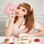 پالت سایه چشم Very Strawberry شیگلم SHEGLAM - Image 3