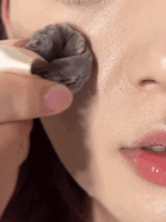 پودر فیکس صورت و زیر چشم  Blur In A Bottle Loose Setting Powder-Translucent شیگلم SHEGLAM - Image 9