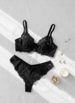 ست شورت و سوتین توری گیپوری فنردار دانلا