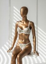 ست شورت و سوتین توری گیپوری فنردار سبز دانلا