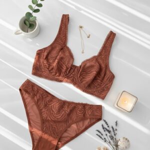 ست شورت و سوتین توری گیپوری فنردار دانلا