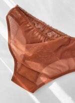 ست شورت و سوتین توری گیپوری فنردار دانلا - Image 4