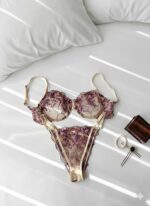 ست شورت و سوتین توری گیپوری فنردار بنفش دانلا