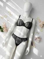 ست شورت و سوتین توری گیپوری گلدار مشکی دانلا - Image 2